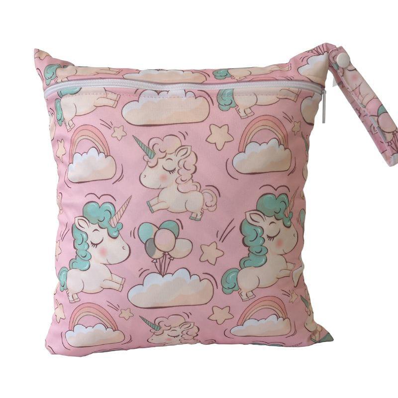 Nassbeutel in rosa mit Einhörnern