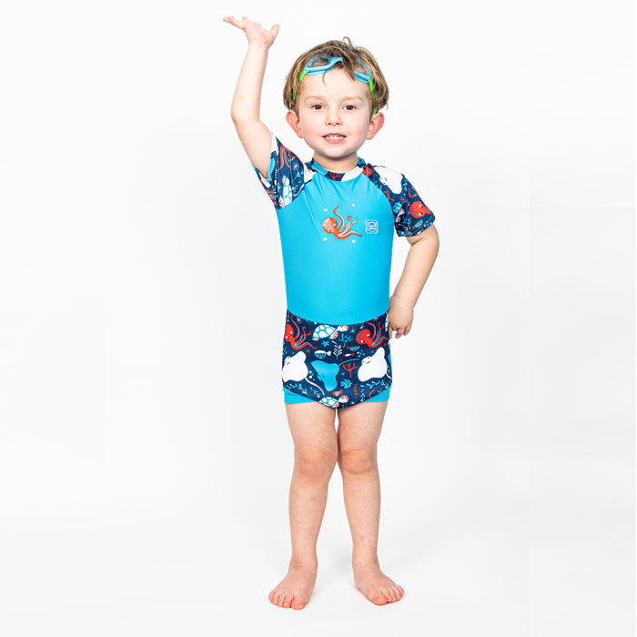 Volle Bewegungsfreiheit mit dem UV Schwimmanzug für Babys "Under the Sea"UV Schwimmanzug "Under the Sea"
